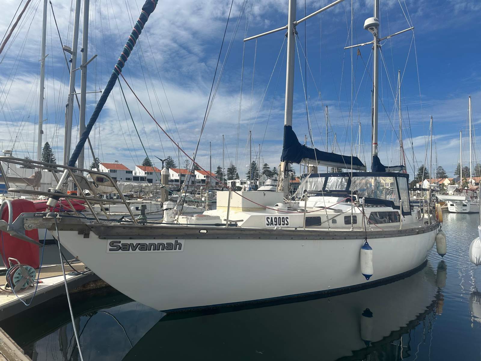 Roberts 46 Centre Cockpit