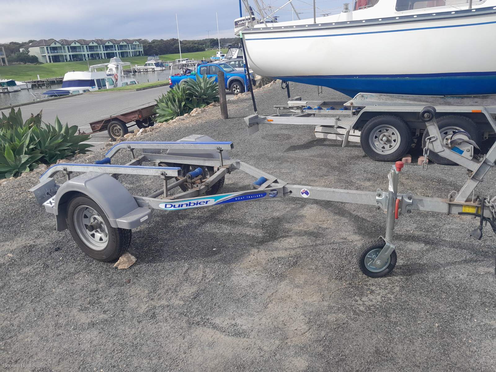 Dunbier Trailer 4MW