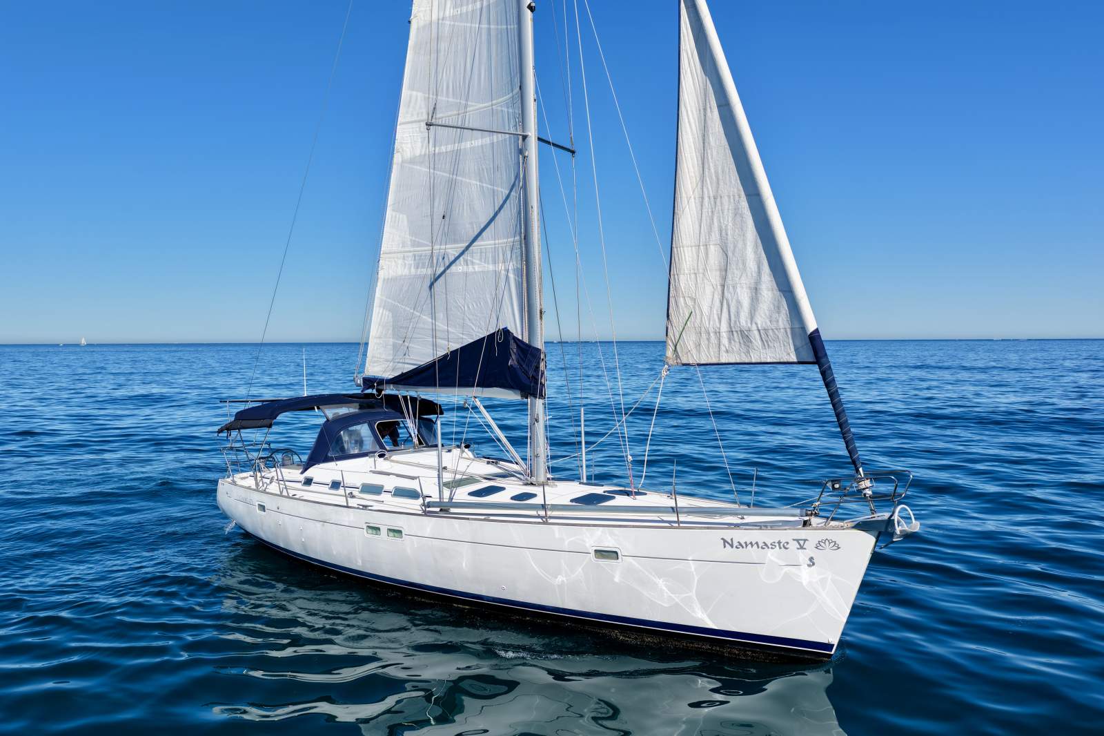 Beneteau Oceanis 473 Long Range Cruiser Racer 3 Cabin