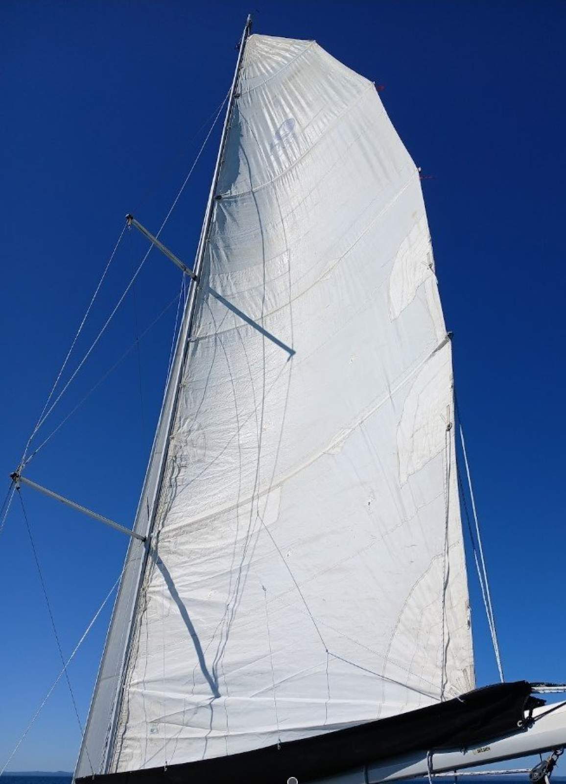 Hunter 33