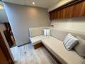 Riviera 5400 Sport Yacht