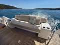 Riviera 5400 Sport Yacht