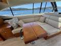 Riviera 5400 Sport Yacht
