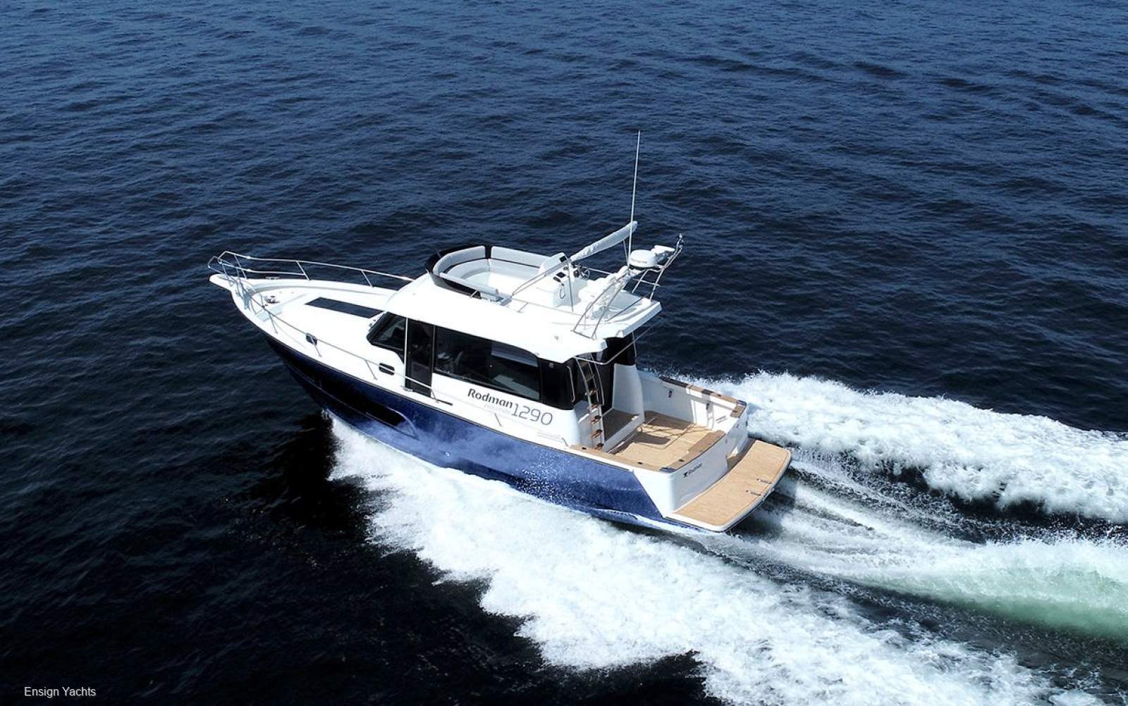 Rodman Evolution 1290 Flybridge