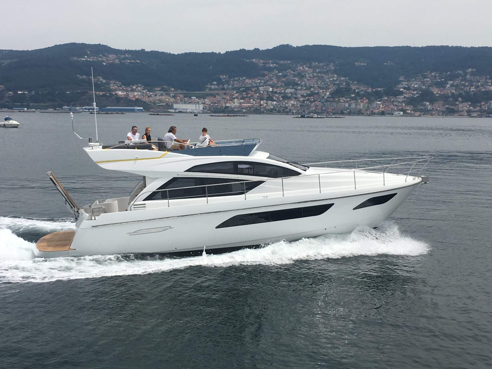Rodman Muse 44