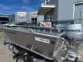 New Makocraft 425 Commander HD 2026 Models in stock now - With 12v Accessory kit!
