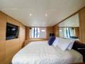 Pershing 64