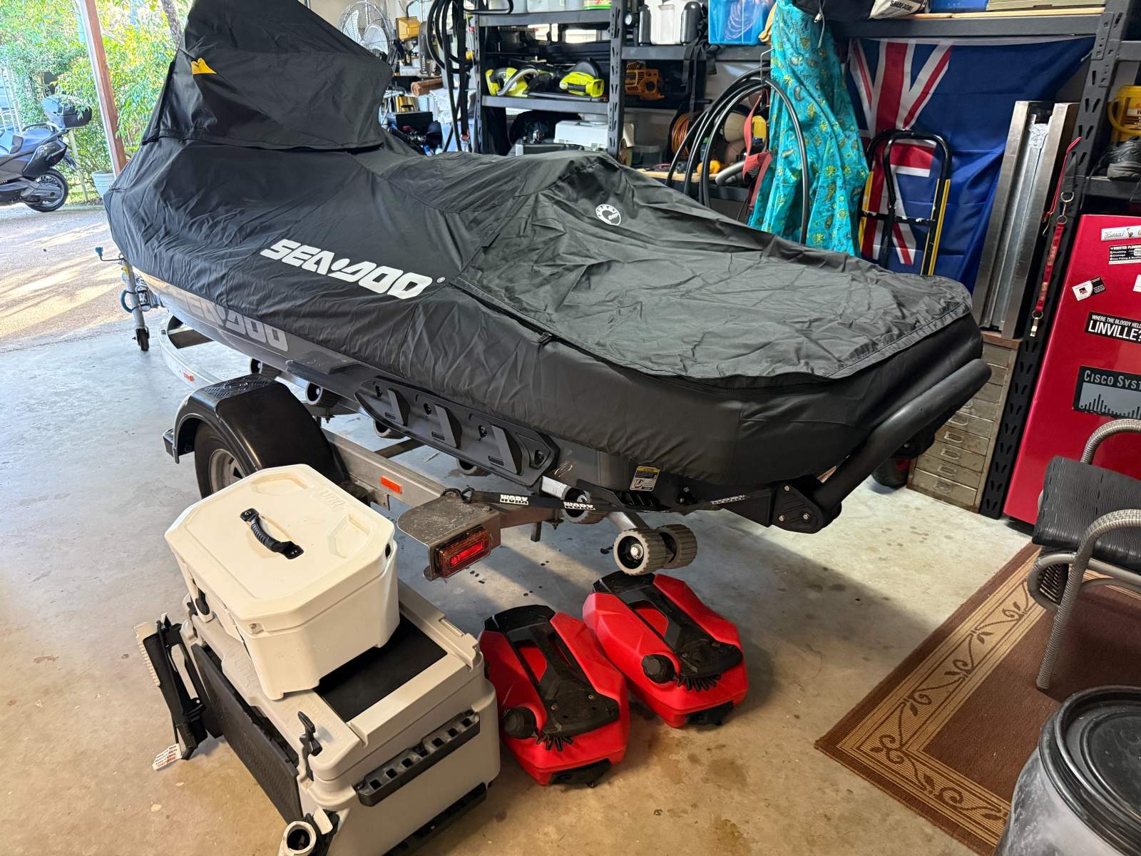 Sea-Doo Explorer Pro 170 2023 with Trailer and Accesories