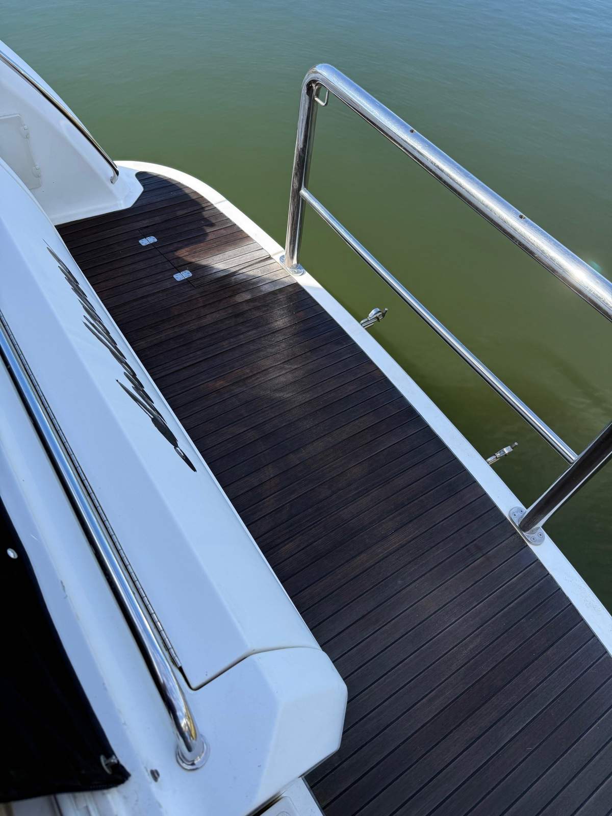  Riviera M400 Boat Brokers of Tasmania