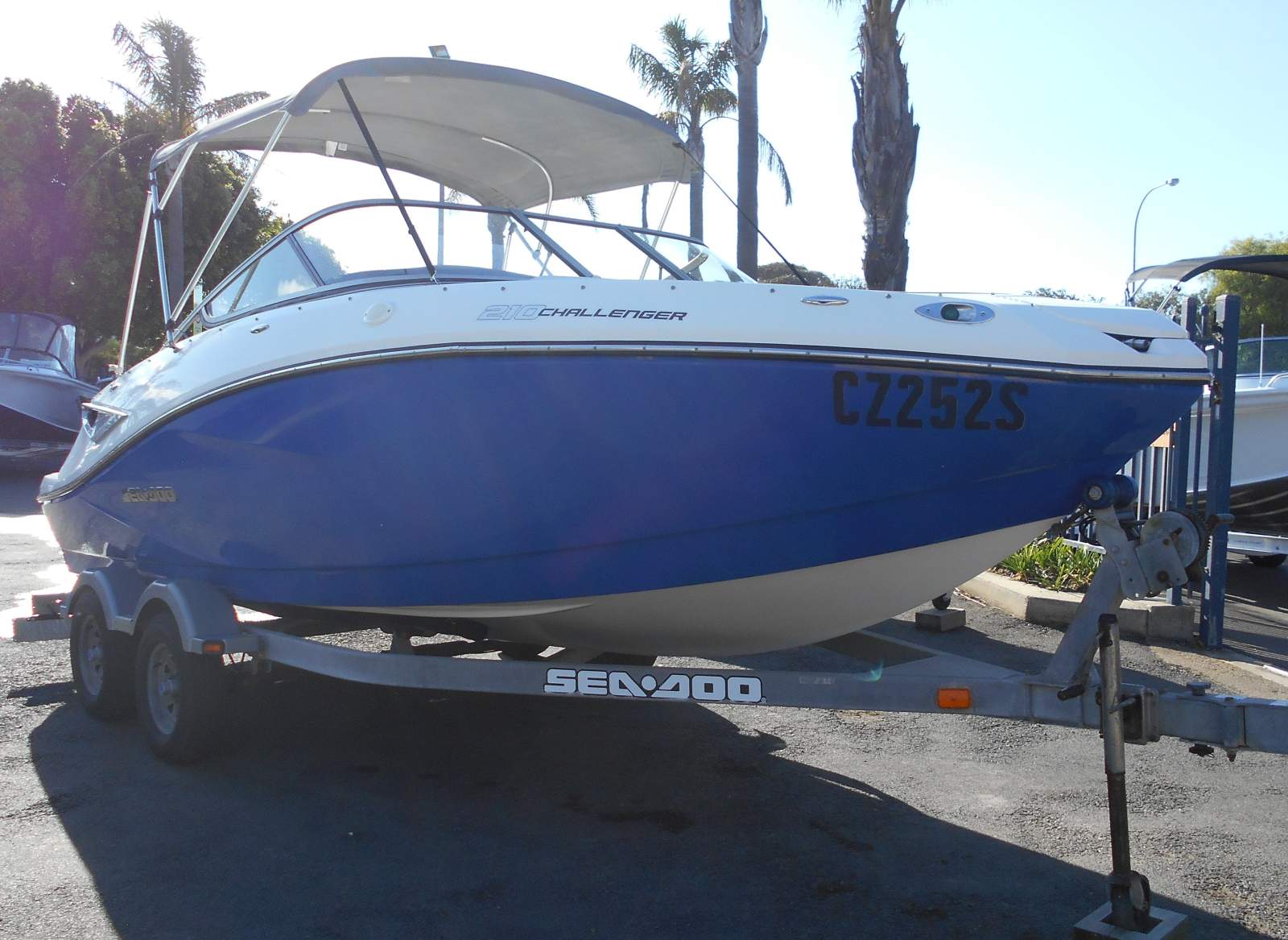 Sea-Doo Challenger 210