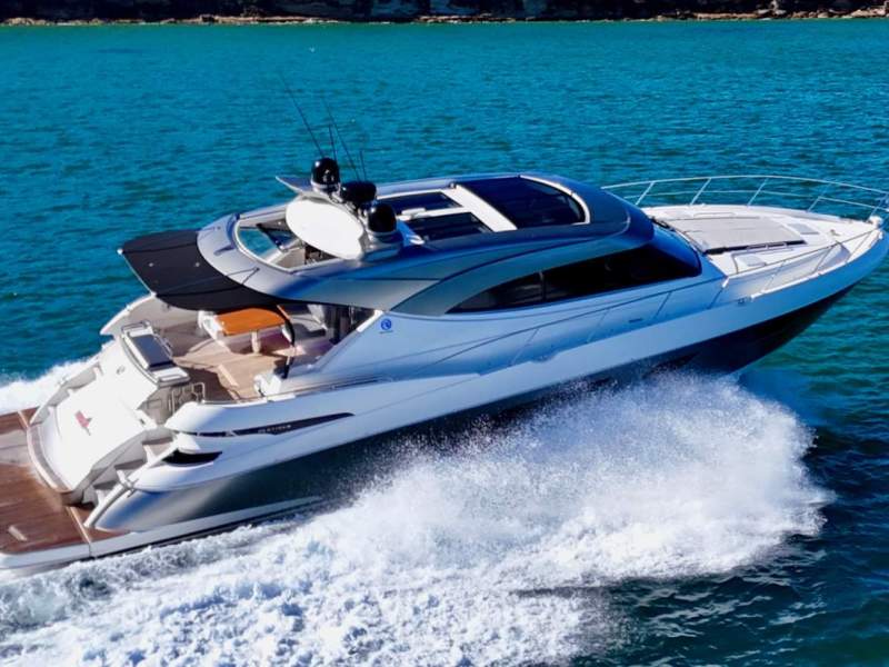 Riviera 6000 Sport Yacht Platinum Edition