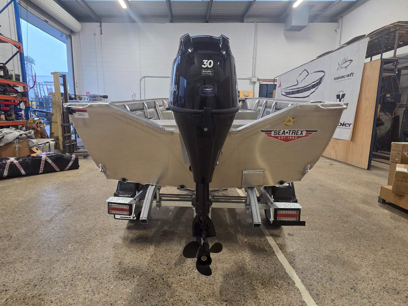 New Sea-Trex 412 Fishmate
