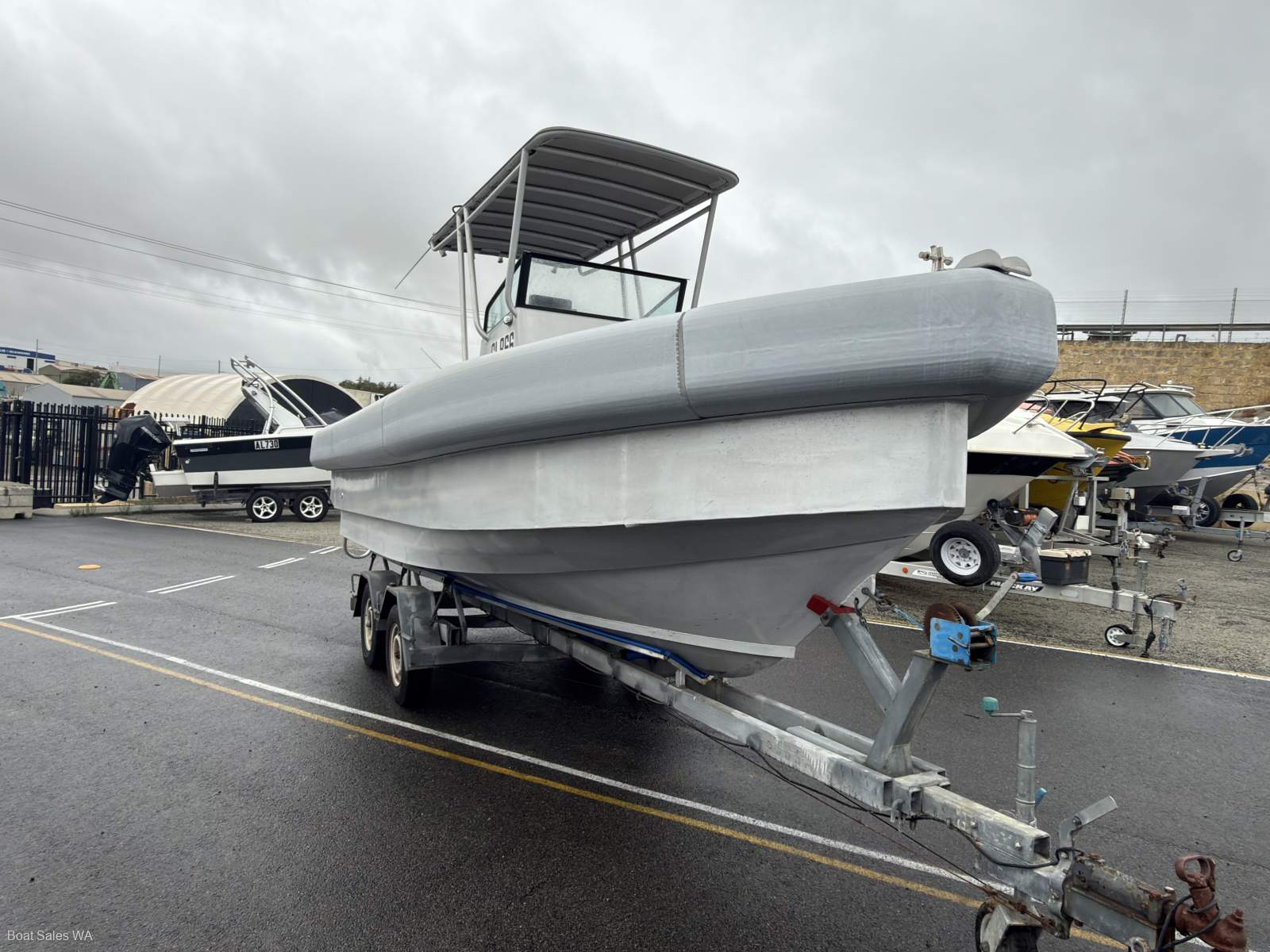 Custom 6.1m Center Console