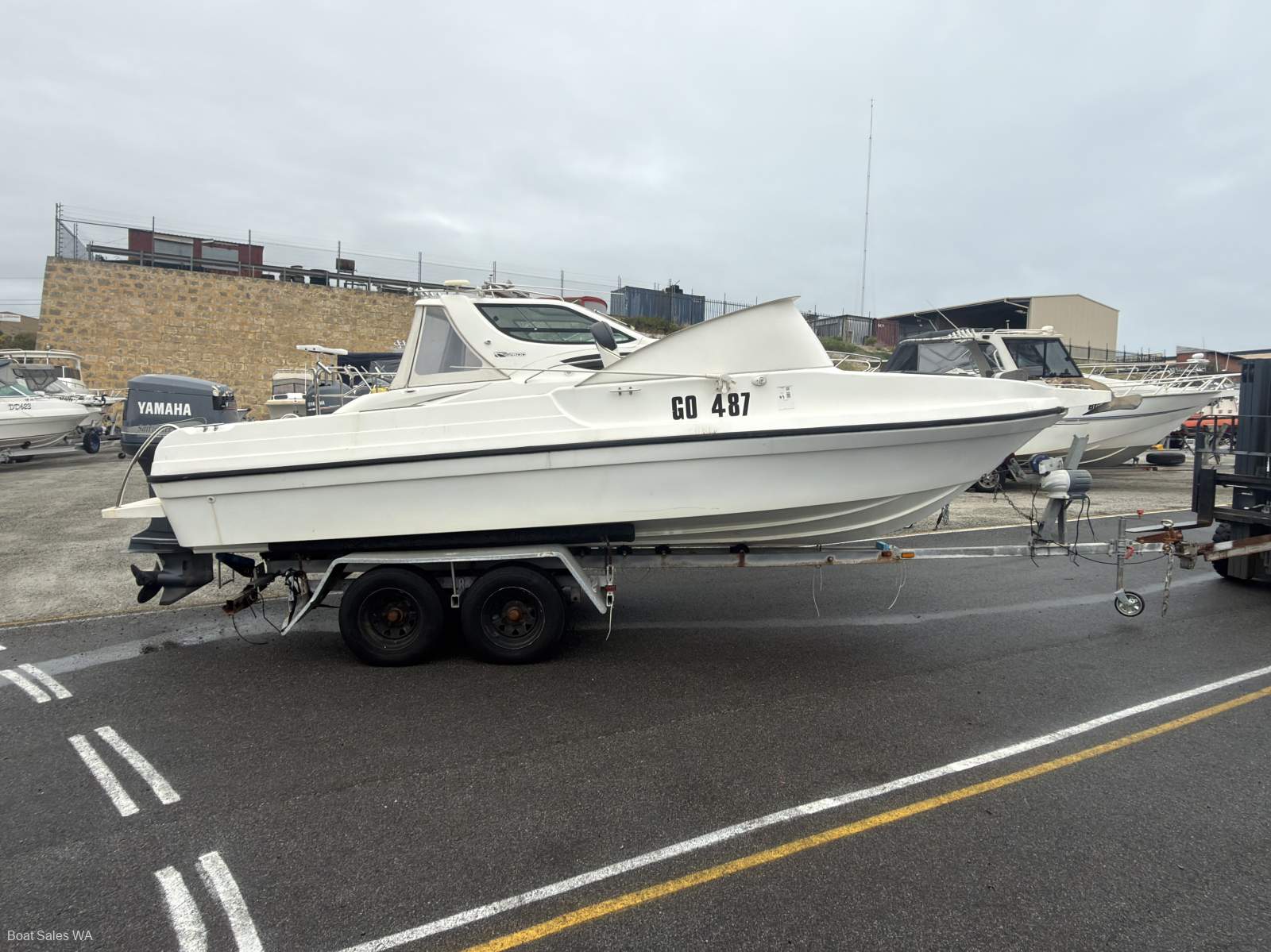 Commodore All Rounder 670 Wavebreaker