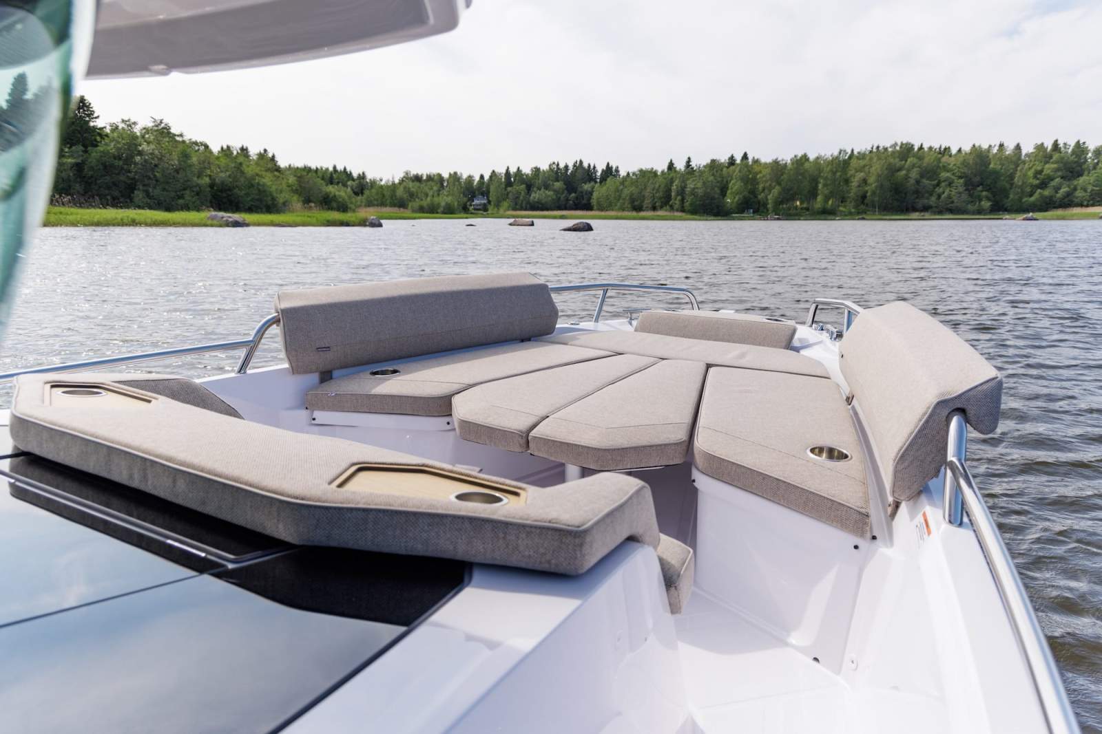 Axopar 29 Cross Cabin