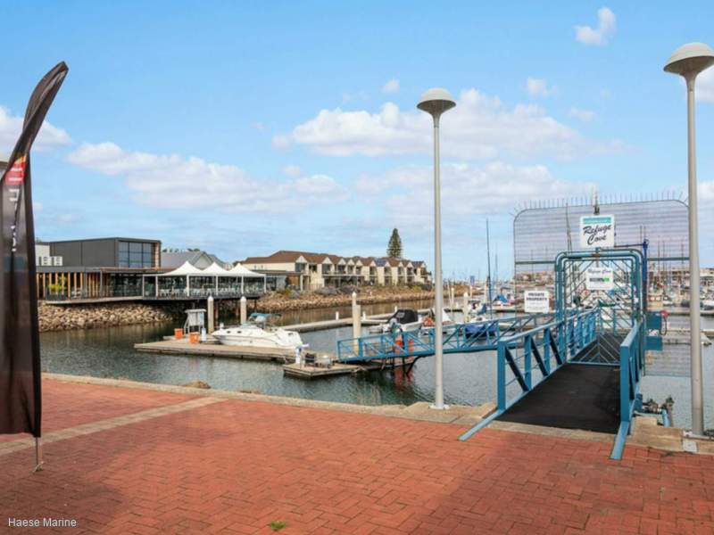 North Haven SA - Refuge Cove 8.5mt marina berth