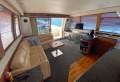 Carver 530 Voyager Once You're Aboard, You Won't Want to Leave:Saloon / galley