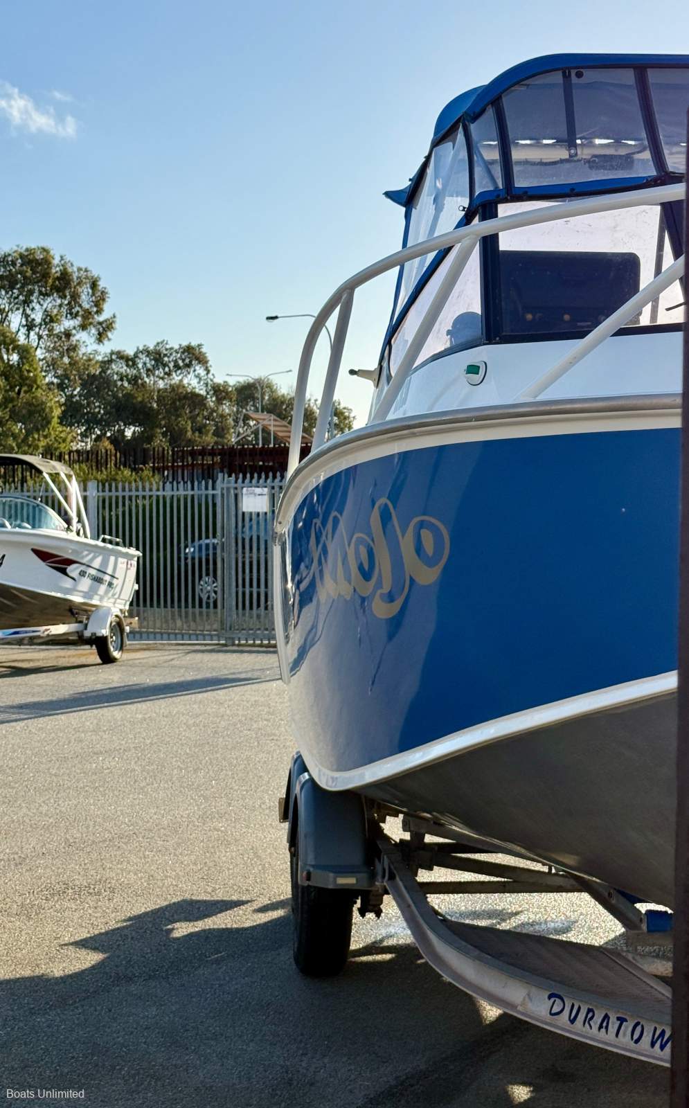 Blade FISHING BOAT JOHNSON FOUR STROKE LOTS OF EXTRAS