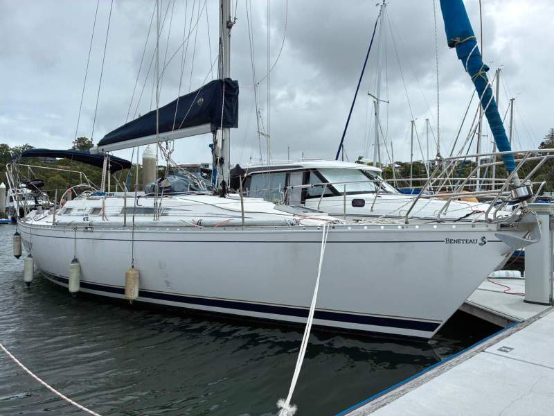 Beneteau First 375