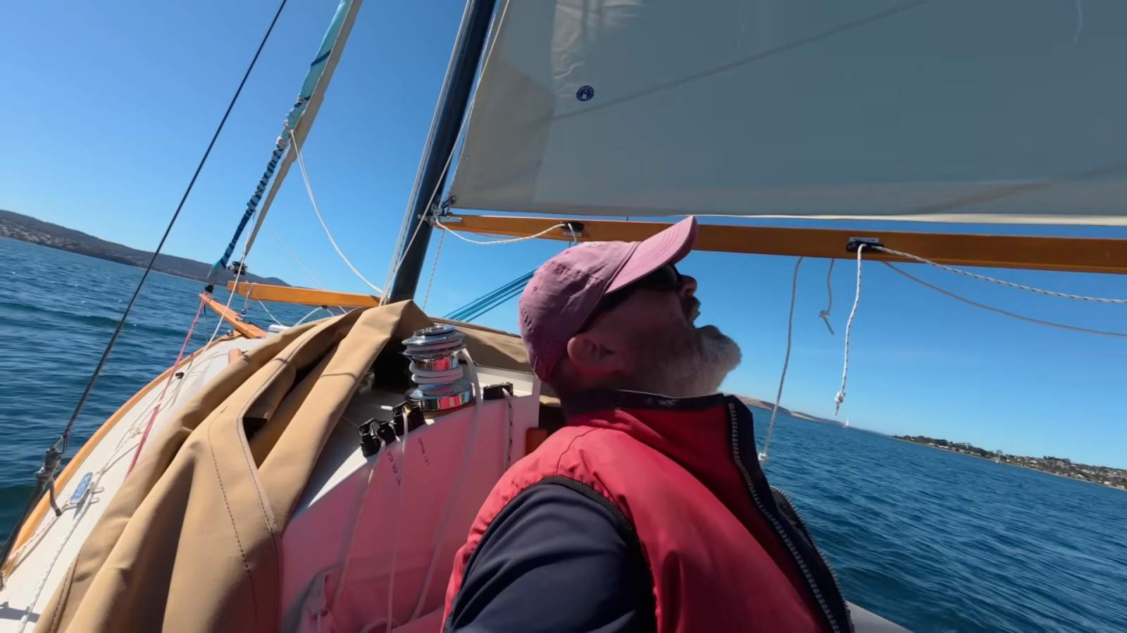 Swallow Yachts BayRaider Expedition