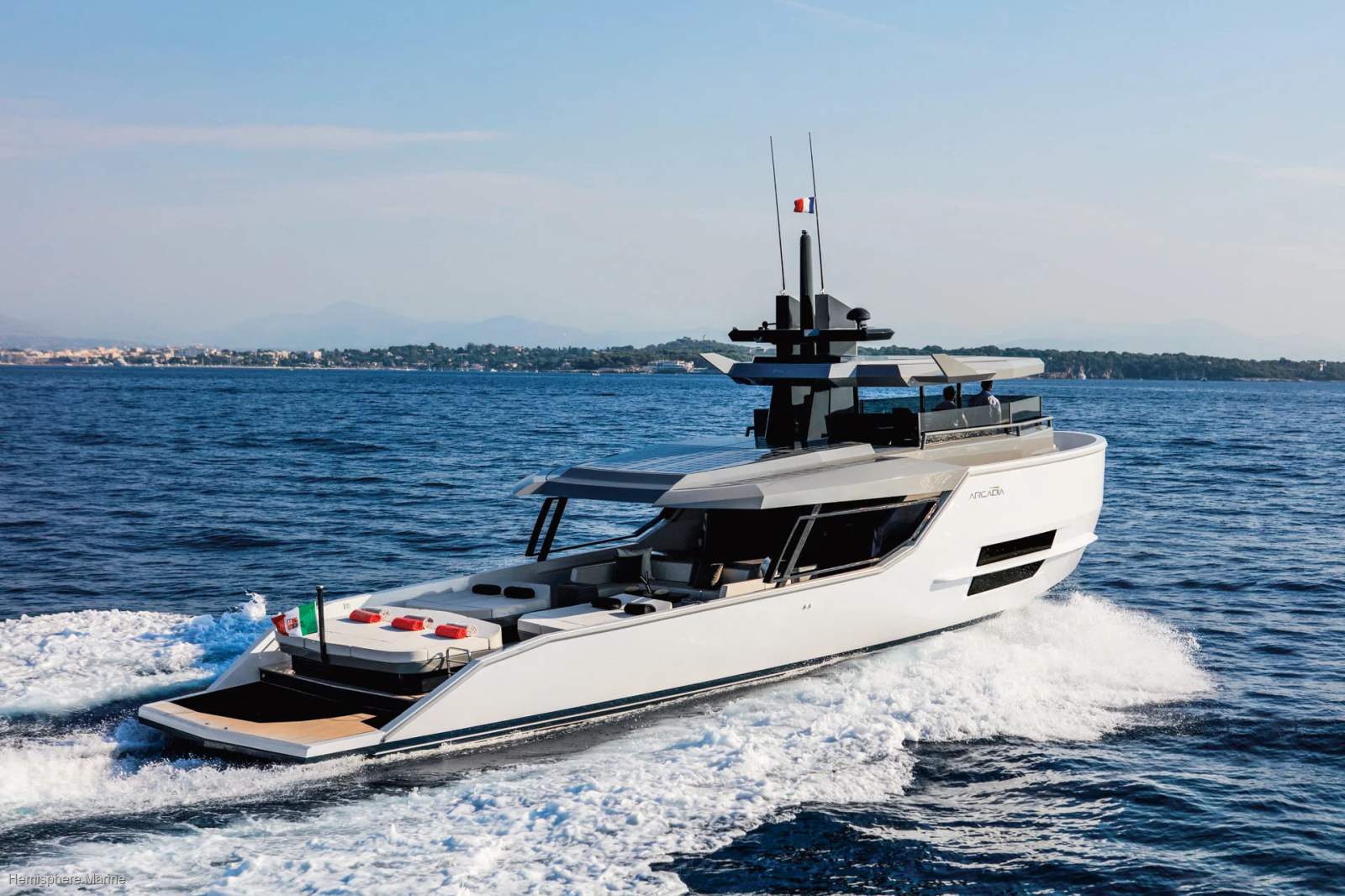 Arcadia Yachts Sherpa 60 Arcadia Sherpa 60 - The Perfect Entertainer - CIAO