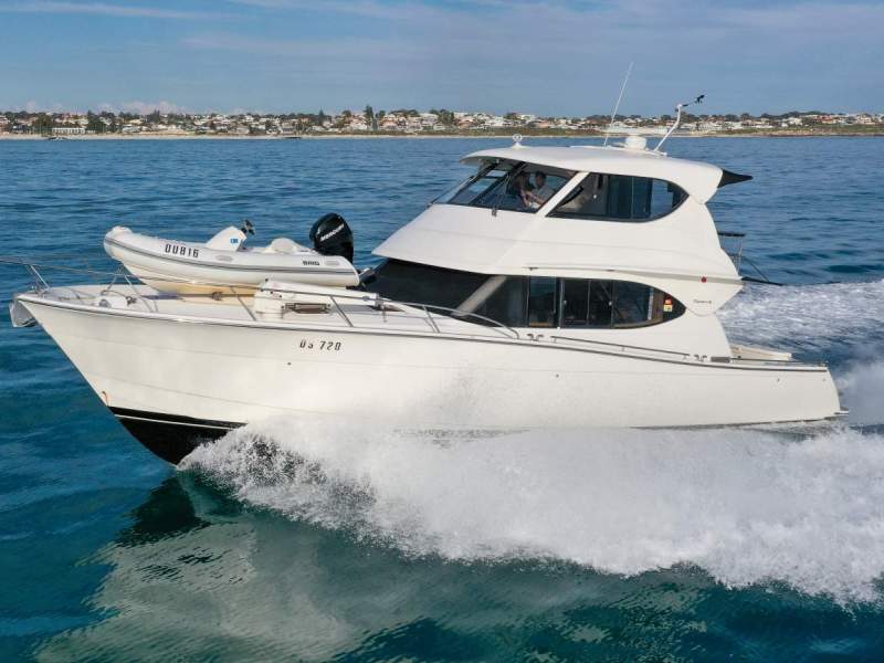 Maritimo M48