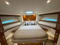 Riviera 6000 Sport Yacht