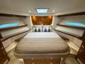 Riviera 6000 Sport Yacht