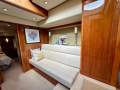 Riviera 5800 Sport Yacht