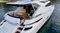 Riviera 5800 Sport Yacht
