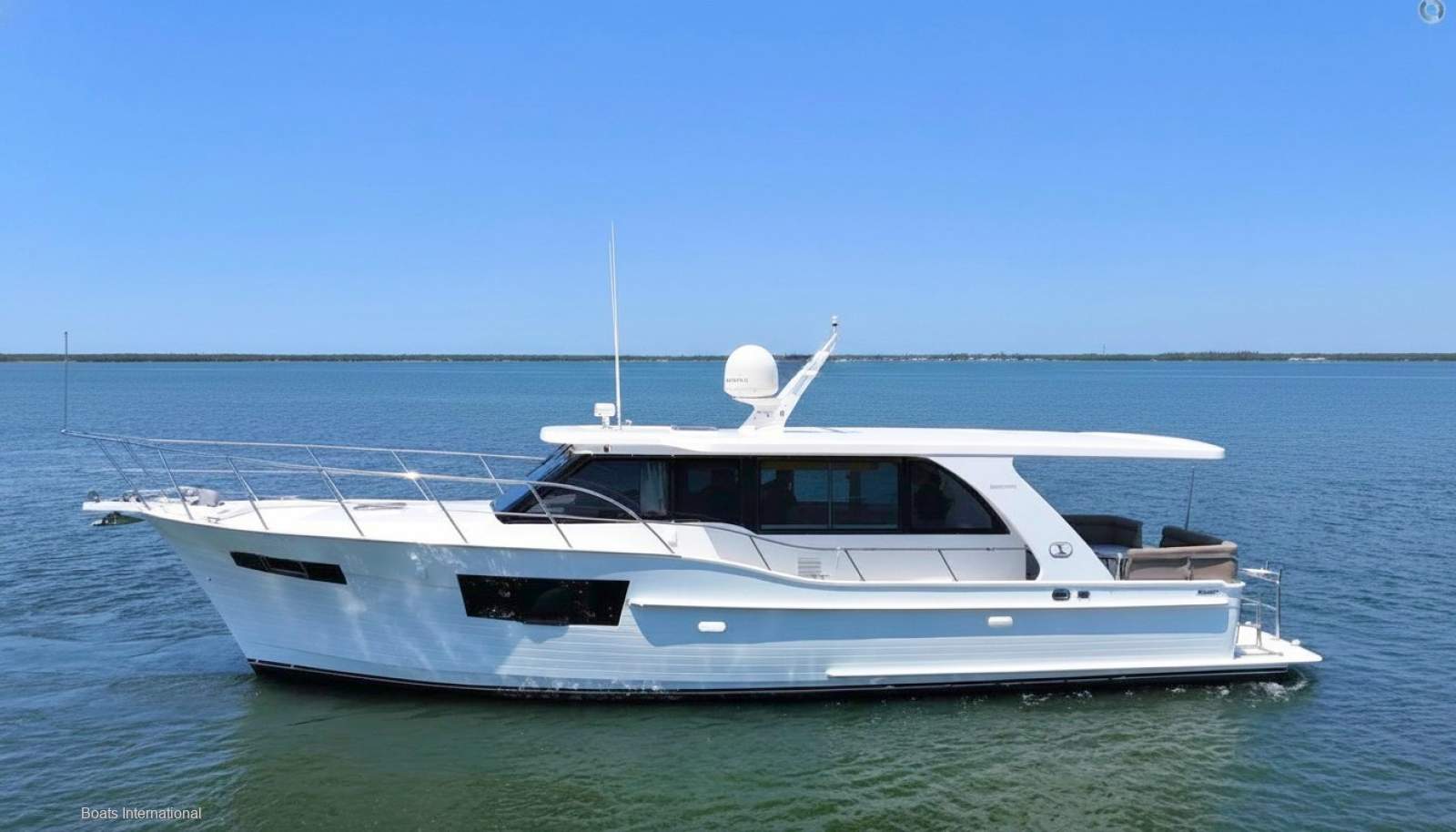 Integrity 460 Grand Sedan