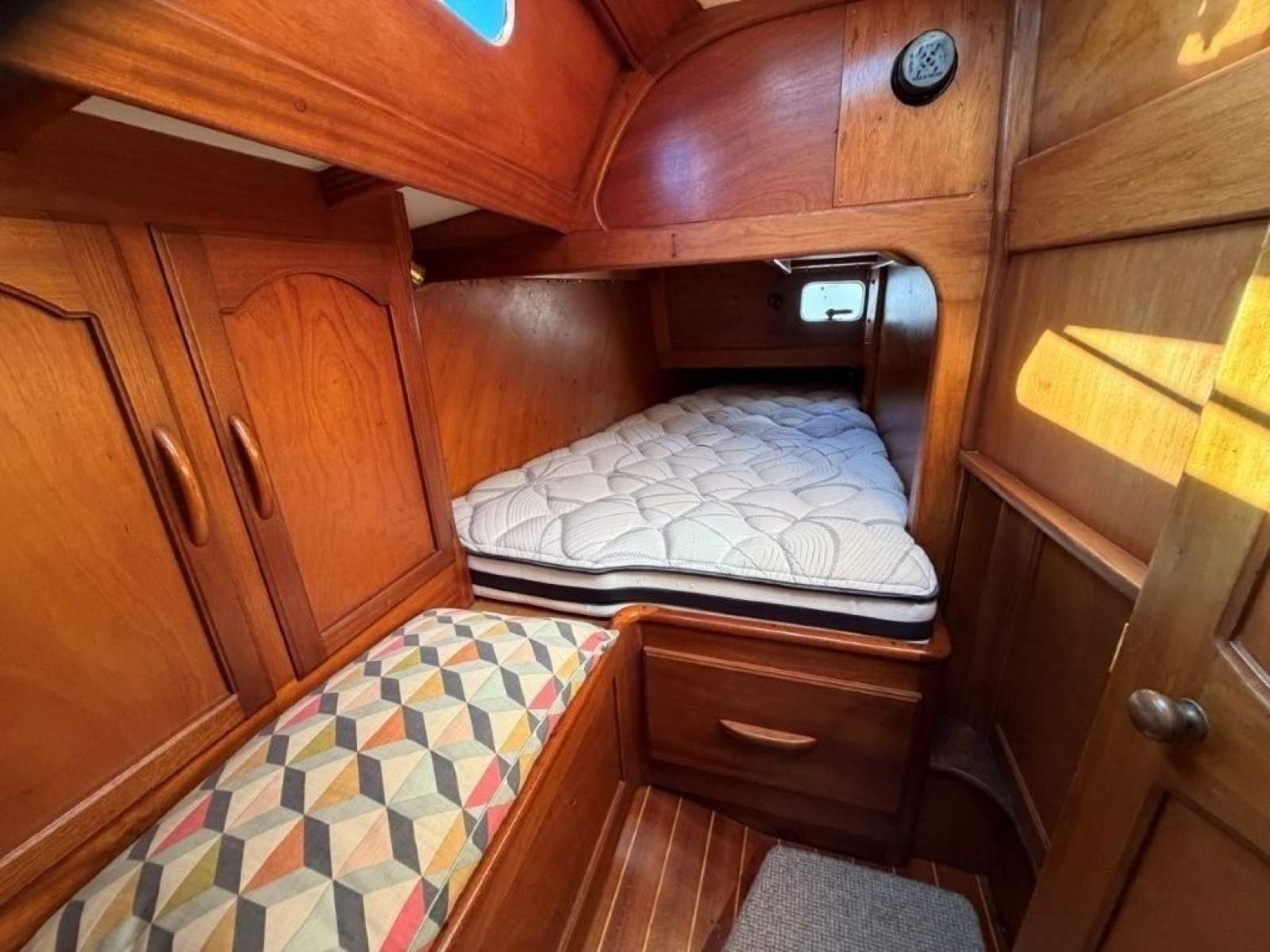 Davidson 46
