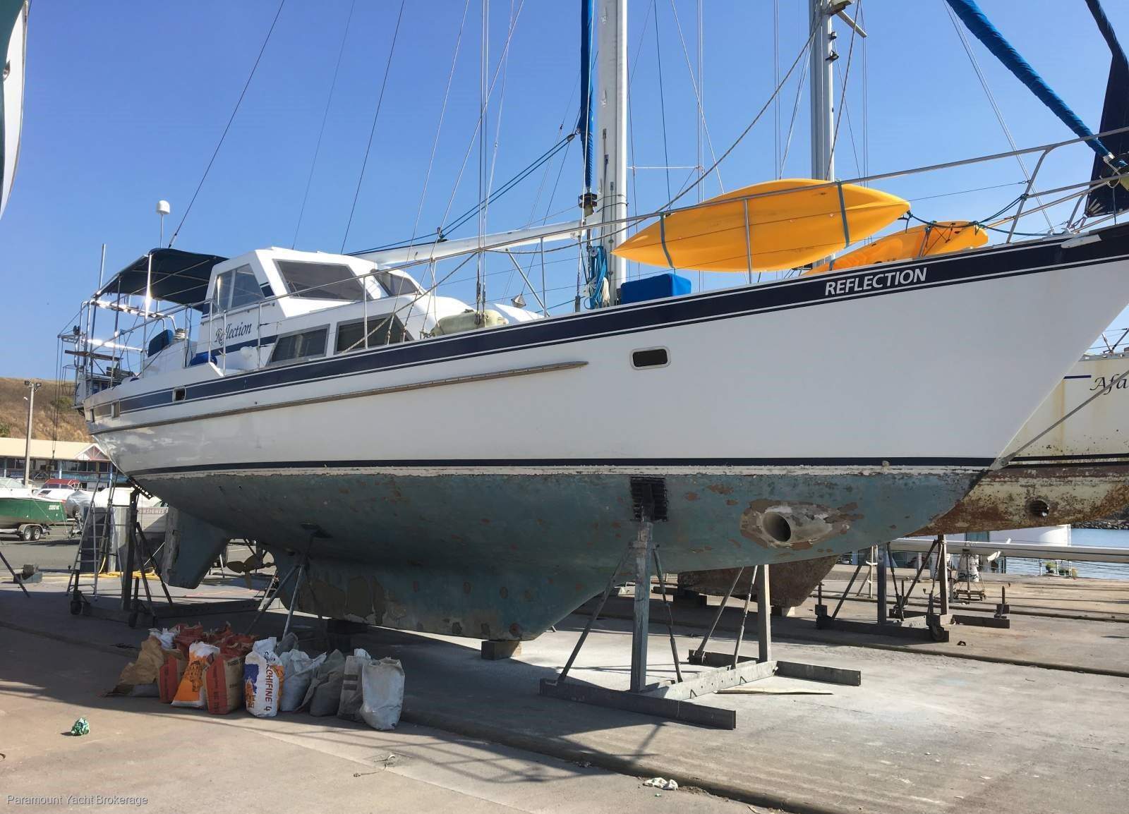 Irwin 52 Centre Cockpit Sloop