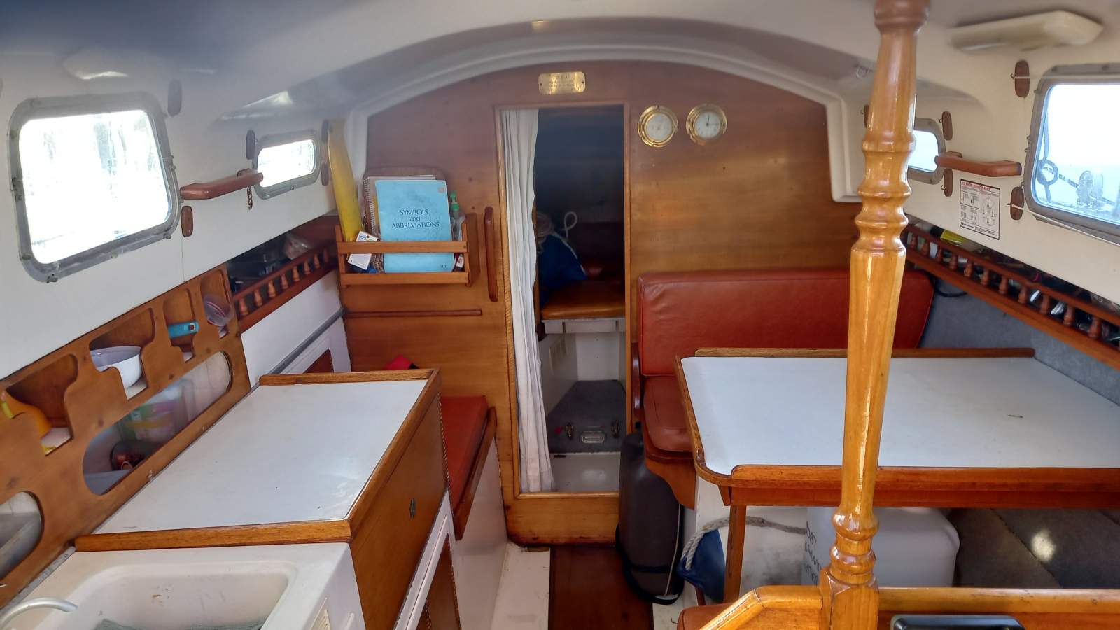 Compass Yachts 28