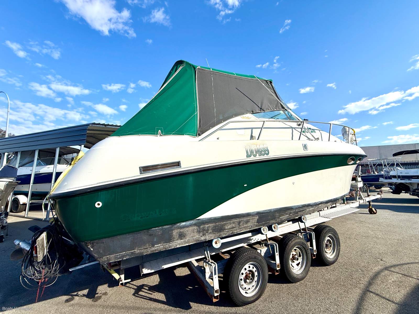 Crownline CHEAPER THAN RENT, MASSIVE LIVING AREA, JINKA TRLR