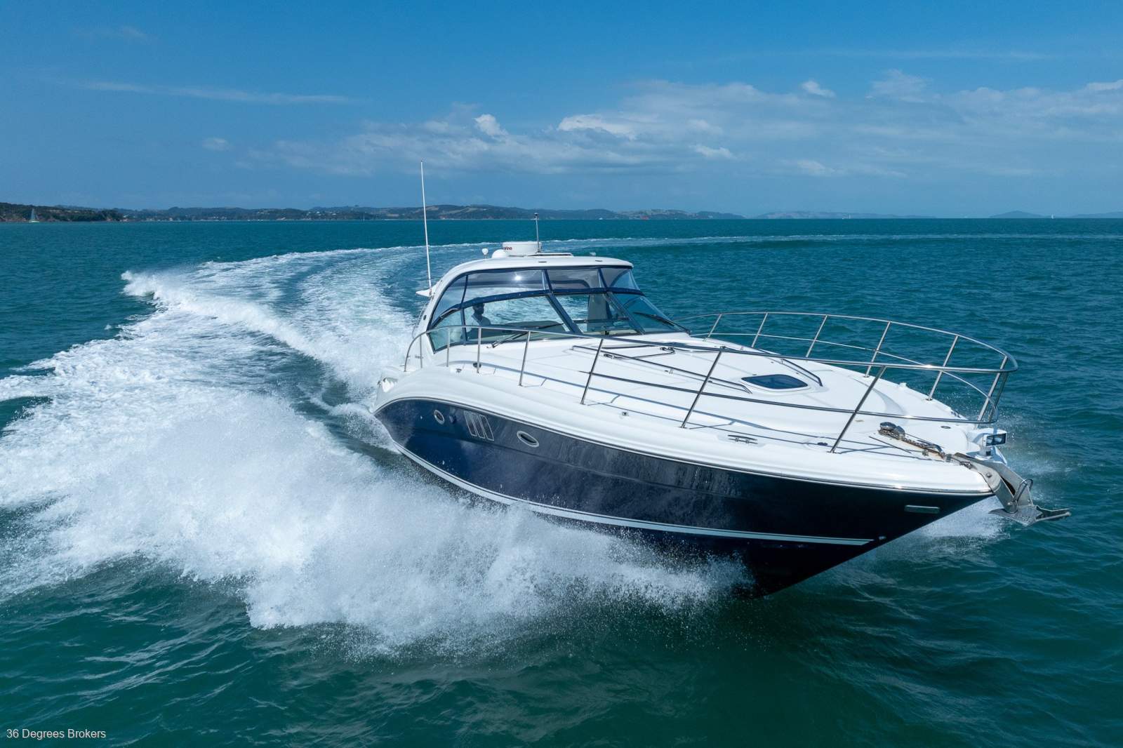 Sea Ray 44 Sundancer