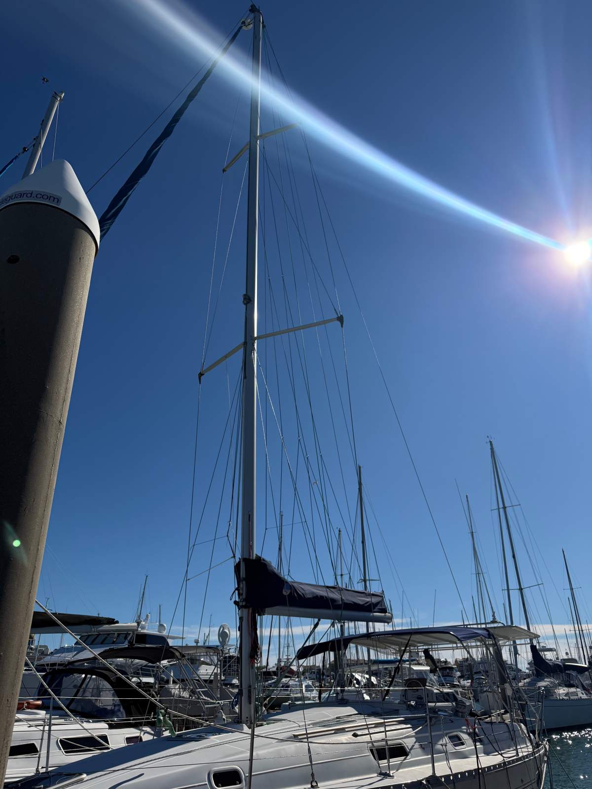 Beneteau Oceanis 351 3 cabin version