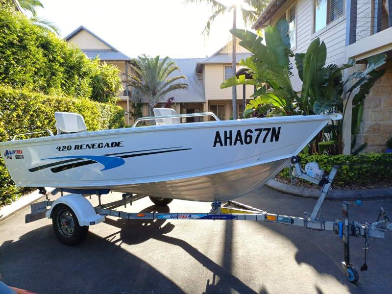 Quintrex 420 Renegade TS 2012 - Millennium Hull