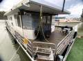 "FLYING TURTLE" Great two bed, one bath, Houseboat