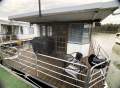 "FLYING TURTLE" Great two bed, one bath, Houseboat