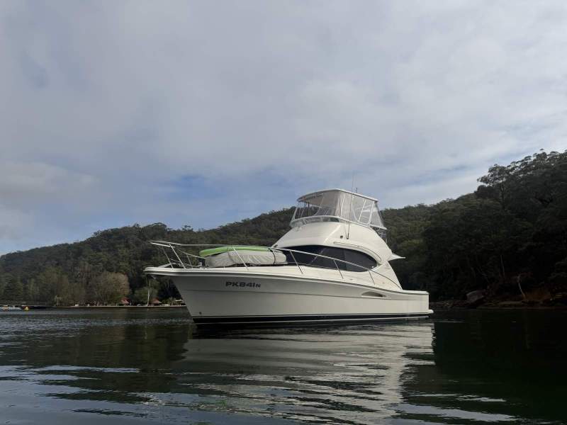 Riviera 33 Open Flybridge