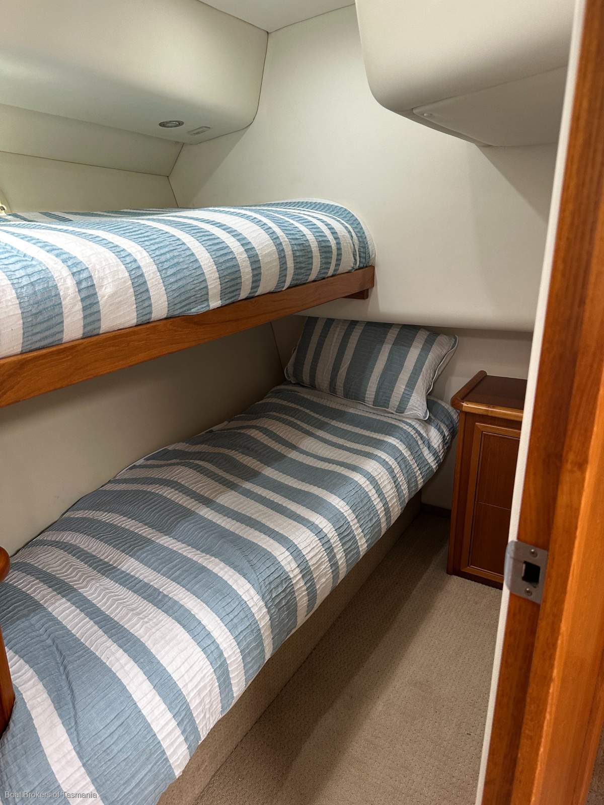 Devil Moon Riviera 37 Platinum with a generator and bowthruster Boat Brokers of Tasmania
