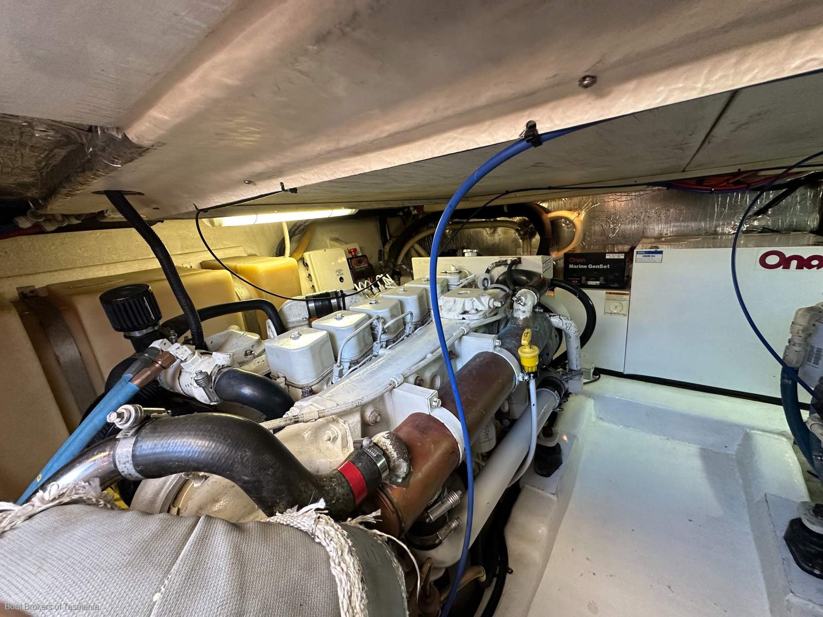 Devil Moon Riviera 37 Platinum with a generator and bowthruster Boat Brokers of Tasmania