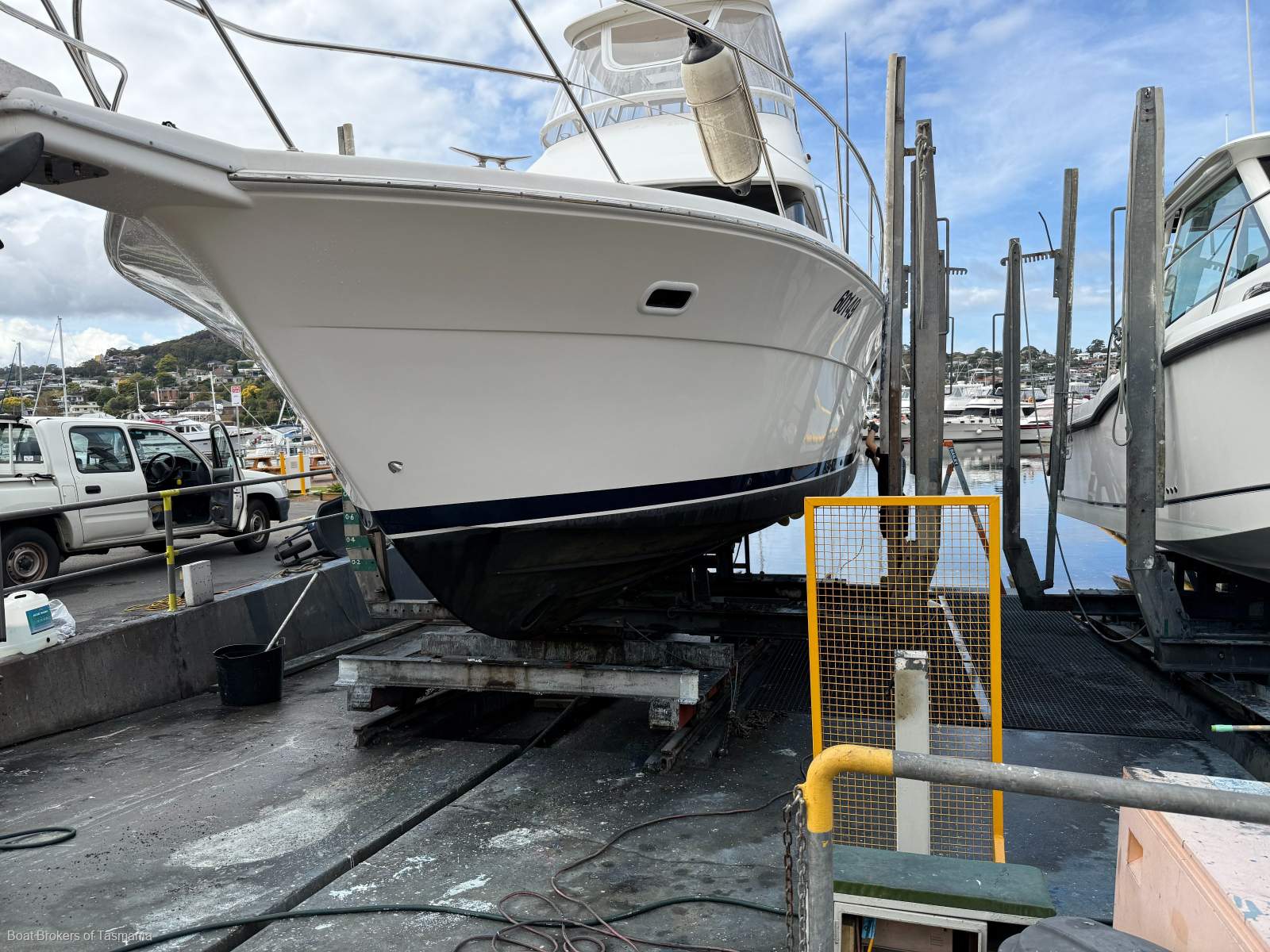 Devil Moon Riviera 37 Platinum with a generator and bowthruster Boat Brokers of Tasmania