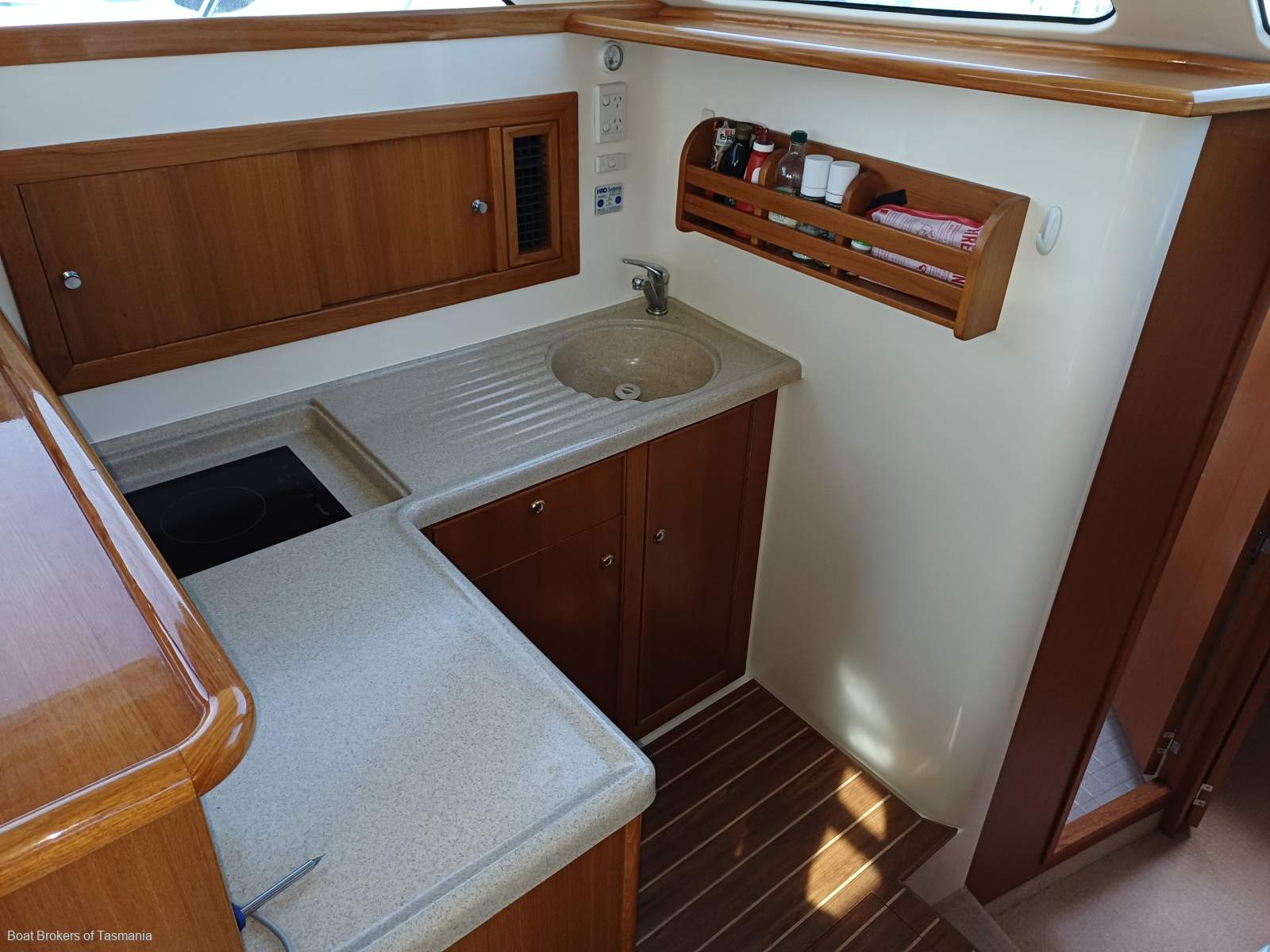 Devil Moon Riviera 37 Platinum with a generator and bowthruster Boat Brokers of Tasmania