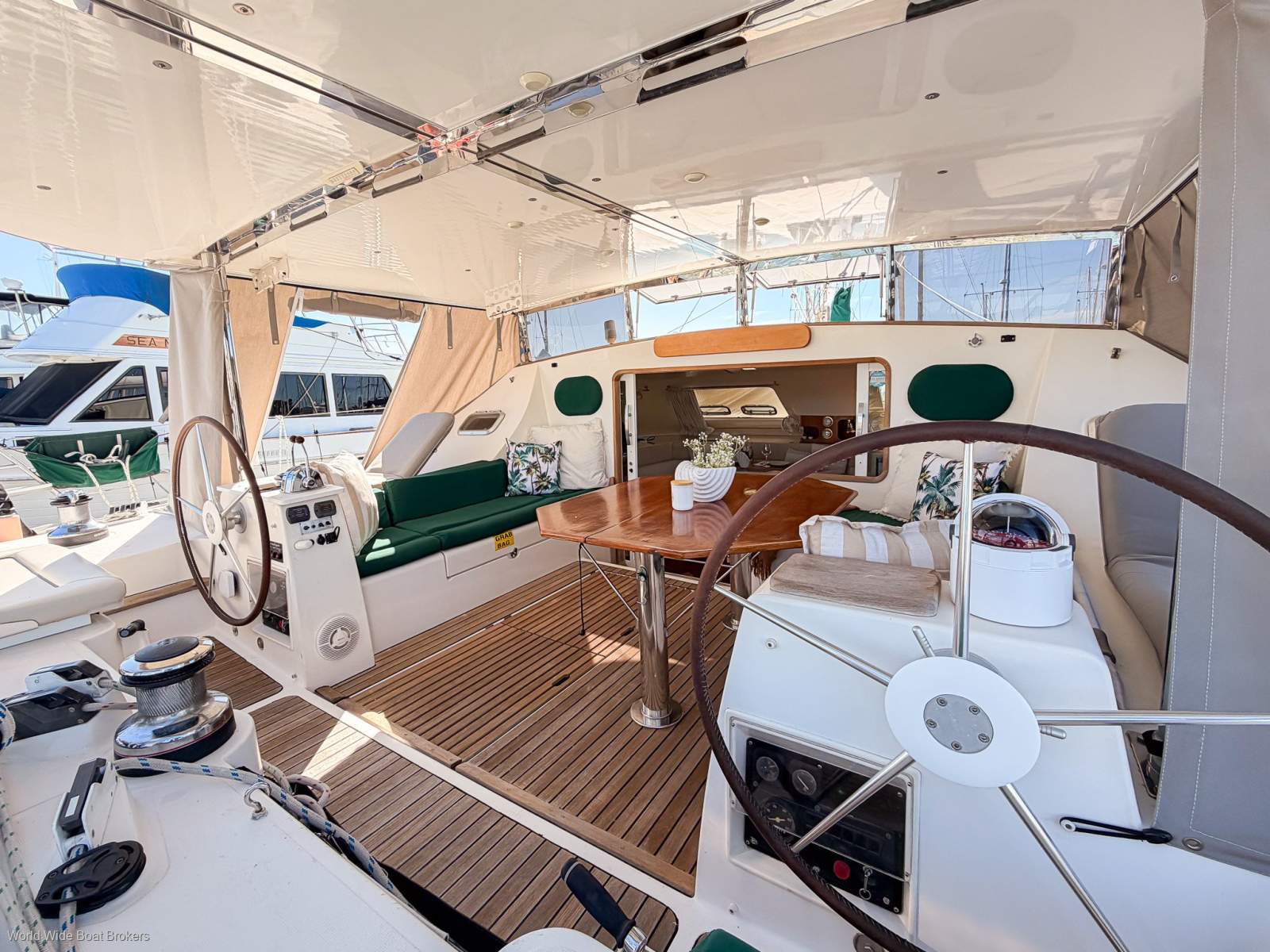 Lagoon 47