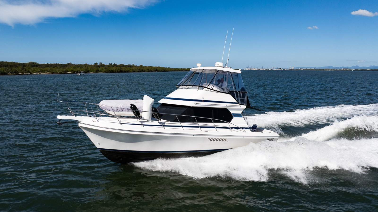 Capricorn Classic 40 Flybridge
