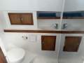 Seafarer 34 Flybridge Cruiser shaft drive diesel