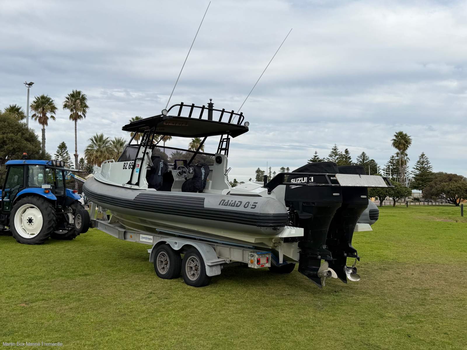 Naiad 8.5 RIB With Twin 2015 Suzuki 250Hp and Trailer