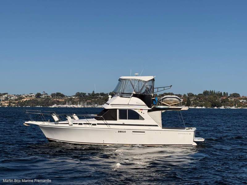 Caribbean 35 Flybridge Cruiser With Twin Cummins Diesels